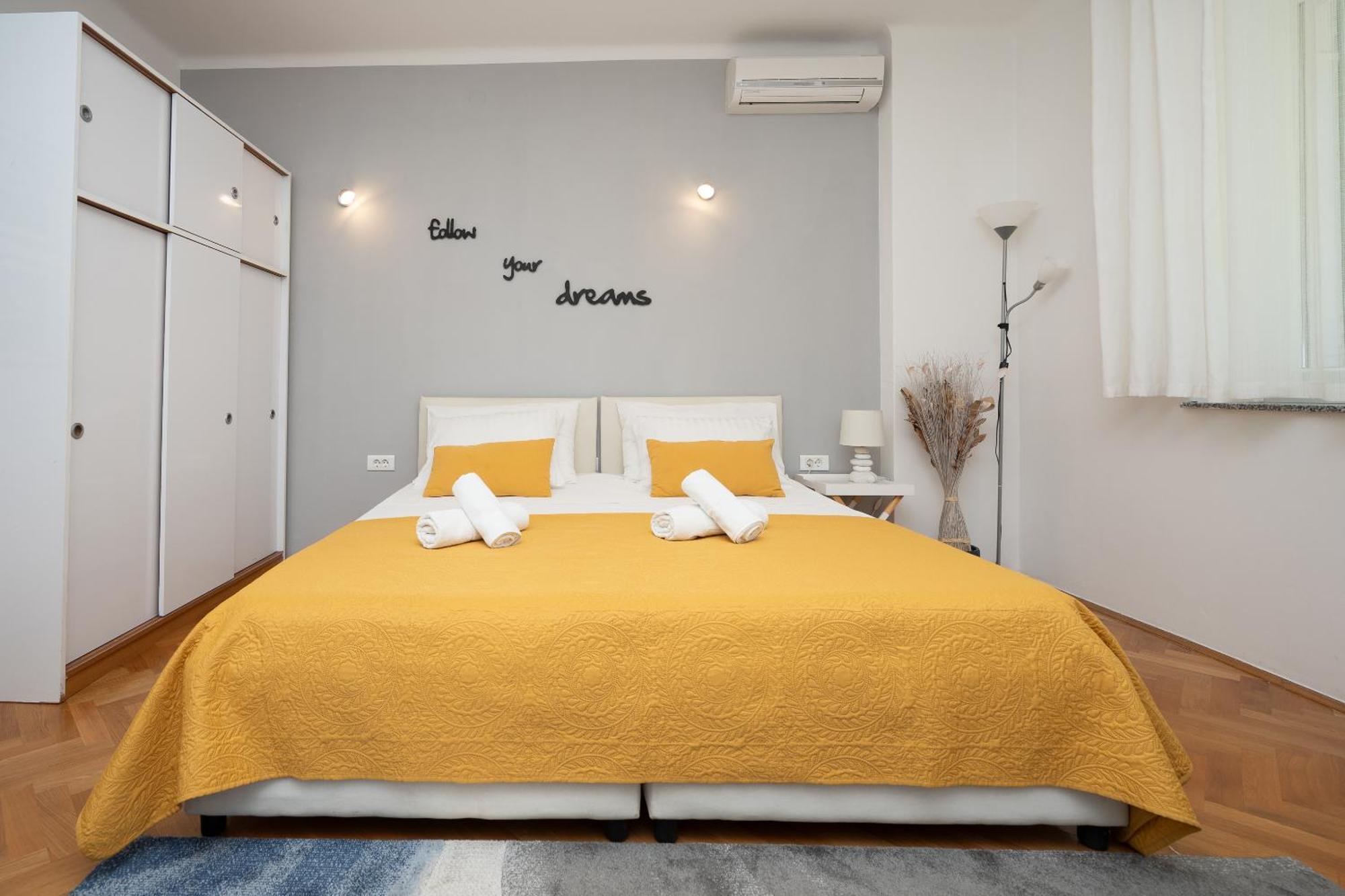 Nena Studio Apartment Задар Экстерьер фото